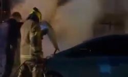 Bursa'da seyir halinde yanan otomobil alev topuna döndü