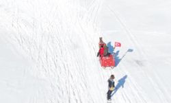 Çıldır Gölü'nde atlı kızakla snowboard