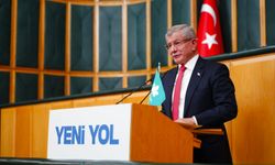 Davutoğlu: TÜRK-İŞ ve HAK-İŞ'in görevi iktidarla tiyatro oynamak değil, işçinin hakkını korumaktır