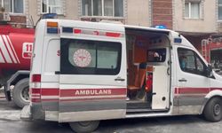 İstanbul - Gaziosmanpaşa'da spor salonunda çıkan yangın söndürüldü; 2 kişi dumandan etkilendi