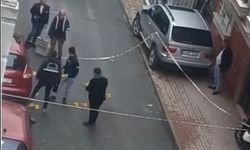 İstanbul- Küçükçekmece'de tartıştığı komşusunun evini kurşunladı