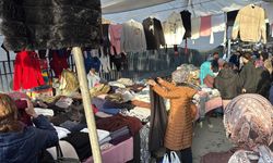 İstanbul - Sarıyer’de pazarda eşofman çalan çocuğu iple bağladı: 'Geri getirince gönderdik'