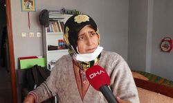 İstanbul- Sultangazi'de yıkımı yapılan binanın bitişiğindeki 5 katlı apartmanın tüm dairelerinde hasar oluştu; balkon duvarı yıkıldı