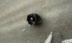 Kahvaltı yaptıkları odanın penceresine domuz kurşunu isabet etti