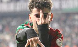 Karşıyaka'da Adem'e kalkan