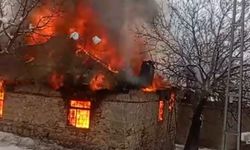 Kayseri'de evde çıkan yangın söndürüldü