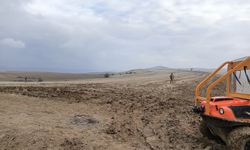 Libya heyetinin öldüğü uçak kazasında enkaz alanında çalışmalar devam etti