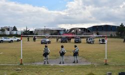 Meksika’da küçük uçak düştü: 7 ölü