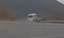 Minibüsün şarampole yuvarlandığı ölümlü kazanın görüntüleri ortaya çıktı