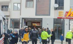 Otomobil döner salonuna girdi; o anlar kamerada