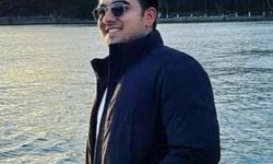 Otomobil, park halindeki TIR'a çarptı: 1ölü, 1 yaralı