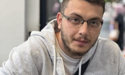 Otomobil TIR'a çarptı: 1 ölü, 3 yaralı