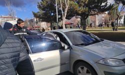 Otomobilinde ölü bulundu