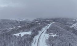 Samsun'da kar yağışı; bir mahallede eğitime ara verildi