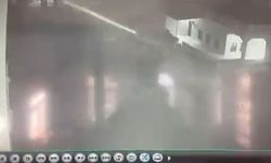 Şanlıurfa'da 3 ev ile fabrikaya silahlı saldırı kamerada