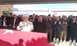 Silah kazası sonucu yaşamını yitiren üsteğmen, toprağa verildi