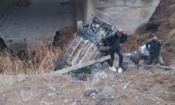 Sivas'ta otomobil menfeze devrildi; 1 ölü, 2 yaralı