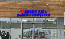 Ücretsiz dağıtılan çikolataları yiyen 20 öğrenci hastanelik oldu