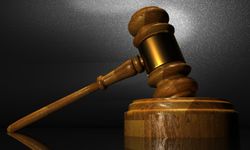 Yargıtay, eski kocanın 'ucuz' ve 'zavallı' sözlerini hakaret saymadı