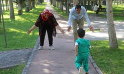 Yavruları 'Umut'u kaybeden çift, koruyucu aile oldukları çocuğa 'umut' oldu / Ek fotoğraflar