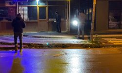 Yıolda karşılaştığı husumetlisi bacağından vurdu