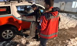 Yolu kapalı mahallede solunum sıkıntısı çeken hastaya, UMKE ulaştı