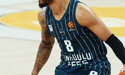 Anadolu Efes - Paris Basketbol: 79-84