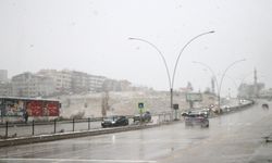 Ankara'da kar yağışı etkili oldu