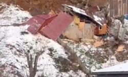 Artvin'de heyelan; ev ve ahır yıkıldı