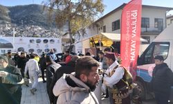 Asrın felaketinde ağır hasar alan Habib-i Neccar Camisi'nde ilk cuma