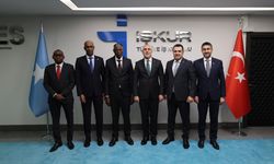 Bakan Işıkhan, Somalili mevkiidaşı Salim Alio ile bir araya geldi