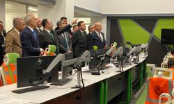 Bakan Uraloğlu: Ekiplerimiz, 13 bin 657 personel ile kar ve buzla mücadele çalışmalarını sürdürüyor