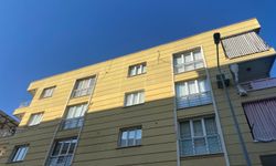 Çatıda asansör kulesinden düşüp bacağını kırdıı; mahsur kaldığı yerden itfaiye kurtardı