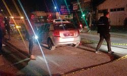 Çorum'da çekiciye arkadan çarpan otomobilin sürücüsü yaralandı