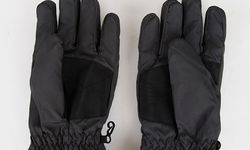 DeFacto, sert kış koşullarına karşı geliştirdiği WarmTech Koleksiyonu'nu tanıttı