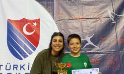 Demir Çırpan eskrimde parlıyor