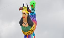 Dünya birincisi 'tavus kuşu' uçurtmasıyla Türkiye'yi Katar'da temsil edecek