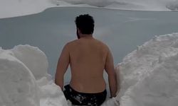 Eksi 10 derecede buz gibi suya girdi