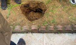 Gebze'de 5 katlı bina, girişinde oluşan çukur nedeniyle tahliye edildi