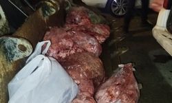 Hafif ticari araçta 450 kilo bozuk et ele geçirildi