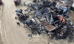 İstanbul- Arnavutköy'de işçi konteynerlerinde yangın söndürüldü / Geniş haber