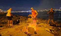 İstanbul - Fatih'te 2026'ya buz gibi suda yüzerek girdiler