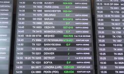 İstanbul - İstanbul Havalimanı'nda İran'a gitmek için bekliyorlar: Yakınlarımıza ulaşamıyoruz