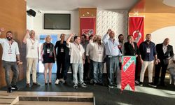 Karşıyaka'da divan güçleniyor