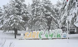 Manisa Demirci'de yüksek kesimlerde kar keyfi