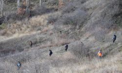 Manisa'da kayıp olarak aranan kadın, dere yatağında ölü bulundu