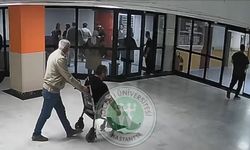 Nefes borusuna yiyecek takılan hastayı intörn doktor Heimlich manevrasıyla kurtardı