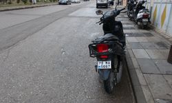 Otomobil ile çarpışan motosikletteki 2 kişi yaralandı