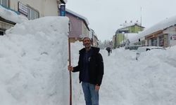 Ovacık'ta kar kalınlığı 1,5 metreye ulaştı