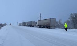 Refahiye-Erzincan kara yolu çift yönlü ulaşıma kapandı